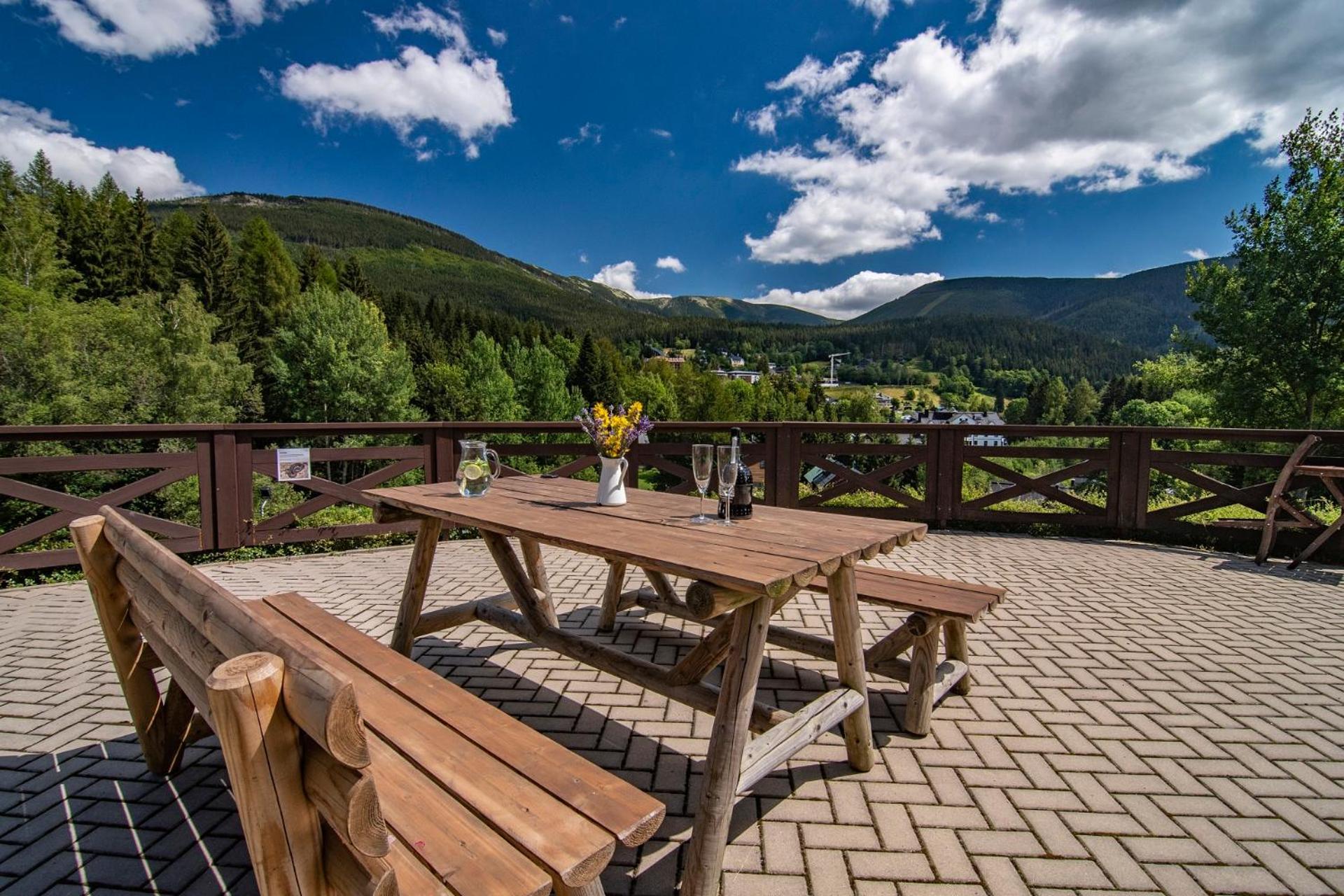 Minerva Hotel Špindlerŭv Mlýn Eksteriør billede